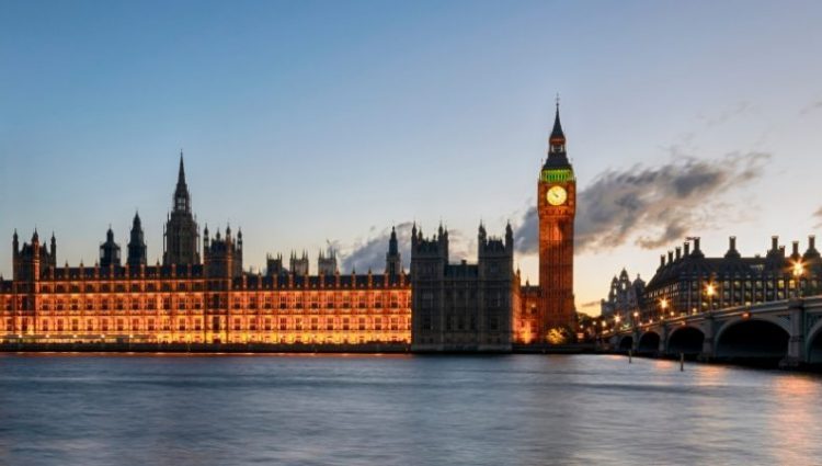 Image of the Houses of Parliament.